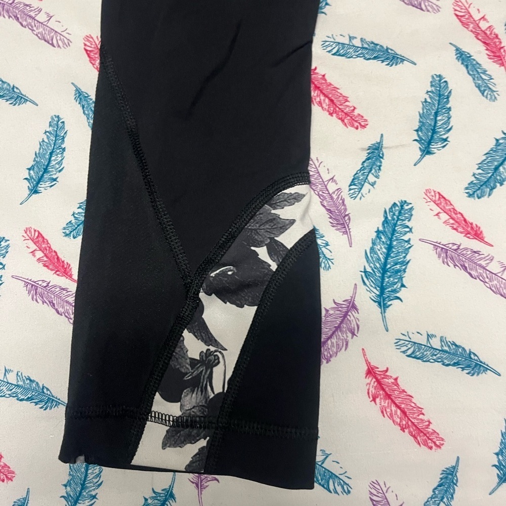 Lululemon Capri Leggings - Picture 2 of 6